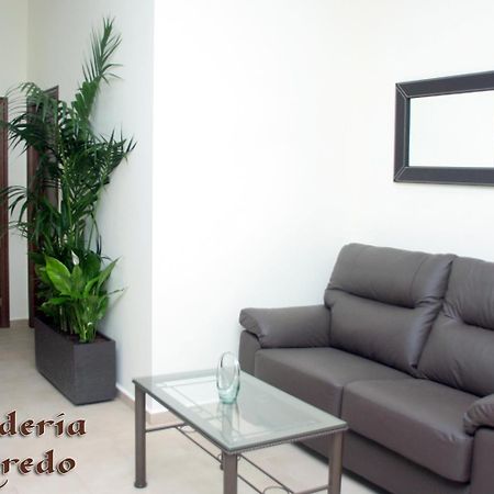 Hospederia Laredo Hotel La Carlota Exterior photo