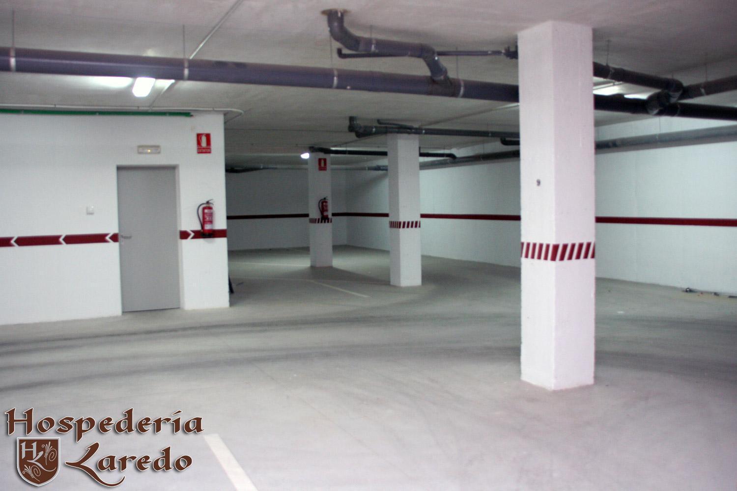 Hospederia Laredo Hotel La Carlota Exterior photo